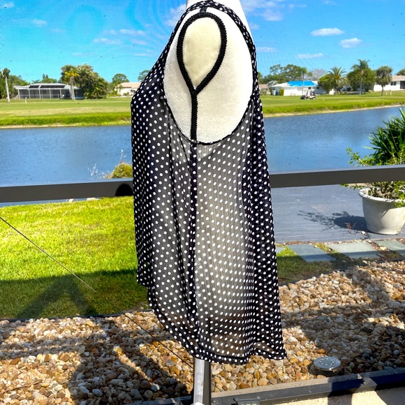 GB Gianni Bini woman’s polka dot top - SZ M. C-HC - Picture 2 of 5